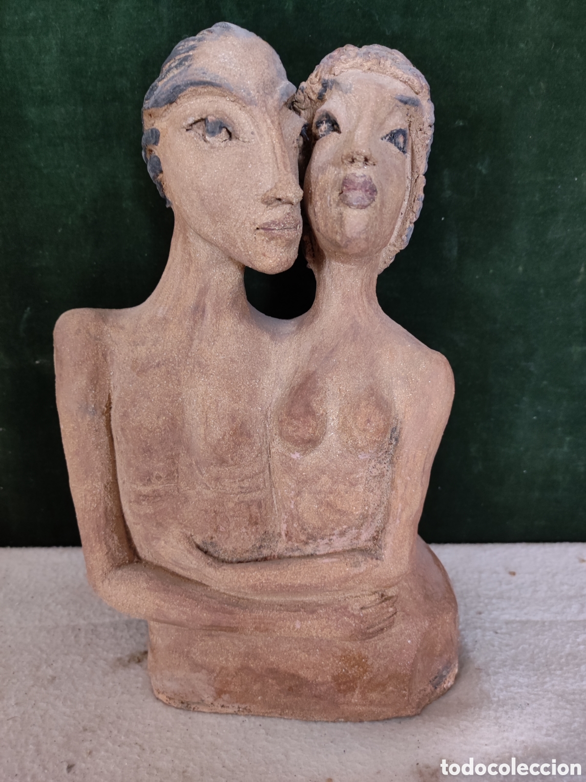 Arte: Escultura en terracota hombre y mujer pesado