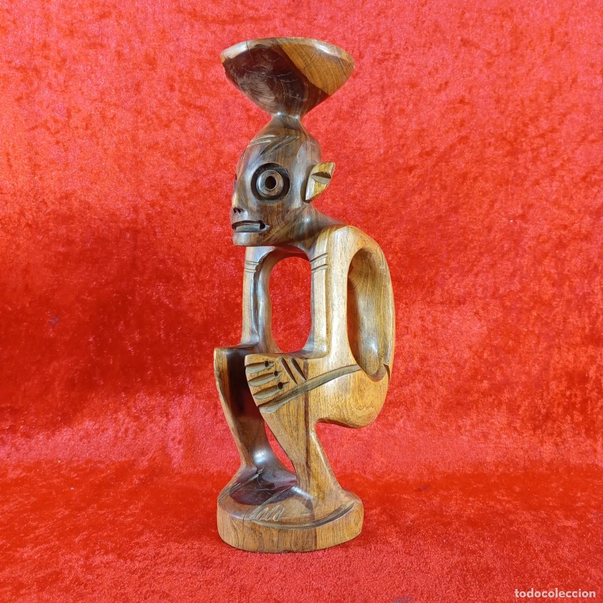 Arte: ESCULTURA DE MADERA TALLADA - VINTAGE - CEM&Iacute; DE LA COHOBA - CULTURA PRECOLOMBINA - 25 CM ALTO - 30