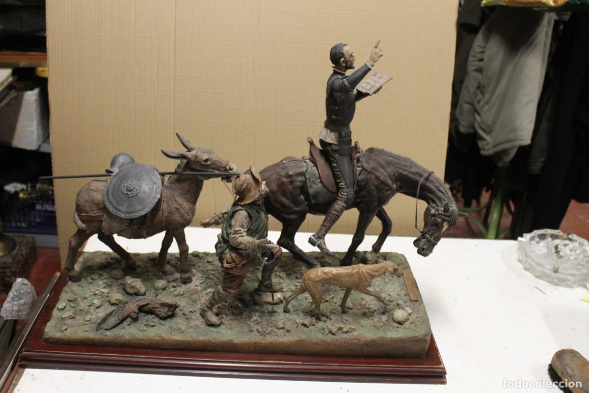 Arte: JOSE LUIS CASASOLA ESCULTURA DE DON QUIJOTE DE LA MANCHA EN RESINA, 71 DE 1000