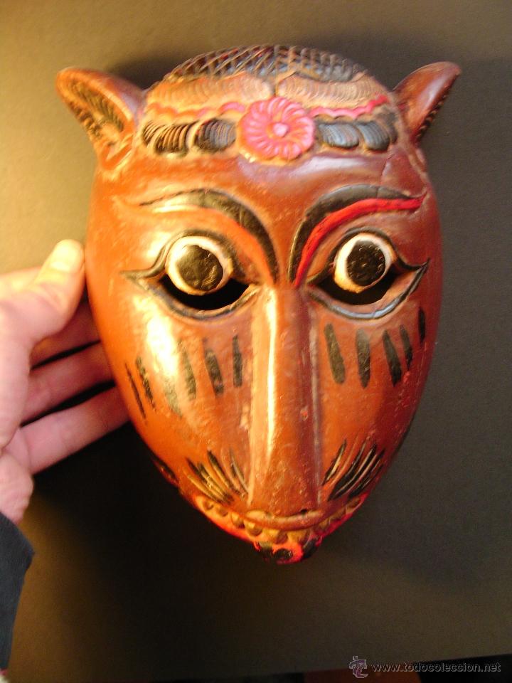 Arte: Antigua mascara de Indonesia. - Foto 1
