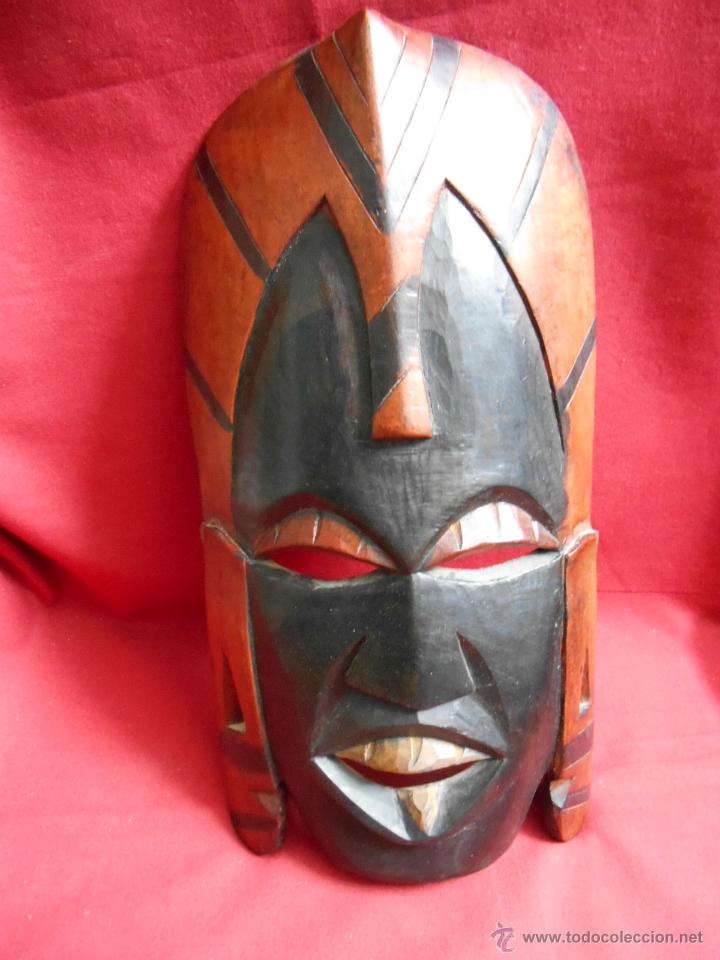 Arte: MASCARA AFRICANA DE MADERA - Foto 1