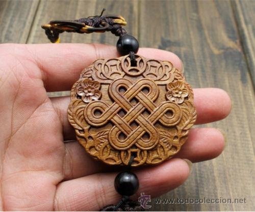 amuleto colgante oriental , tallado en madera, - Compra venta todocoleccion
