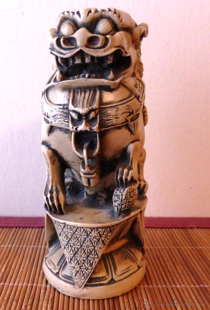 Arte: Perro Le&oacute;n de FU Macho - Foto 1