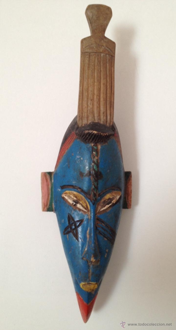 Arte: M&aacute;scara de madera policromada Senegal - Foto 1