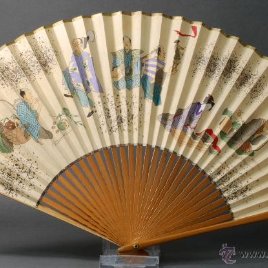 Abanico japonés varillas madera país papel pintado escenas costumbristas y flores Japón S XX