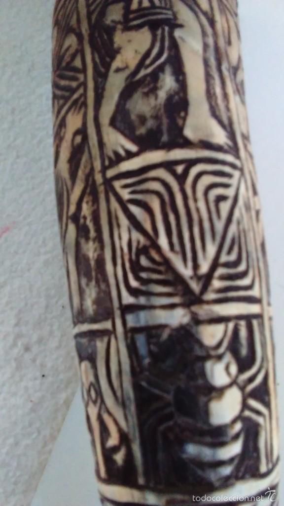 Arte: Asta de rumiante tallada - Foto 6