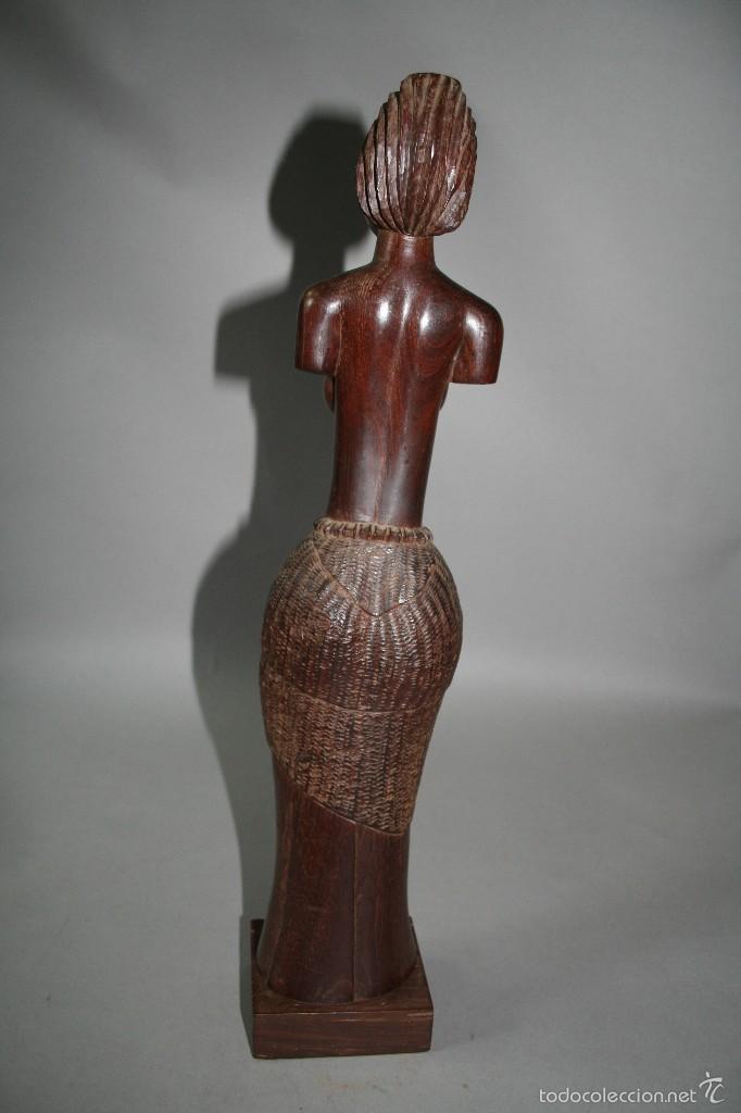 Arte: FIGURA EN MADERA DE WENGUE. ZAIRE - Foto 3
