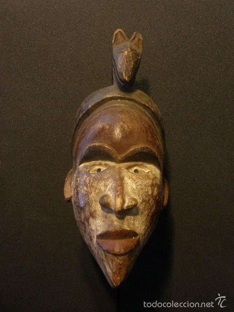Arte: Antigua m&aacute;scara Bakongo, Congo. - Foto 2