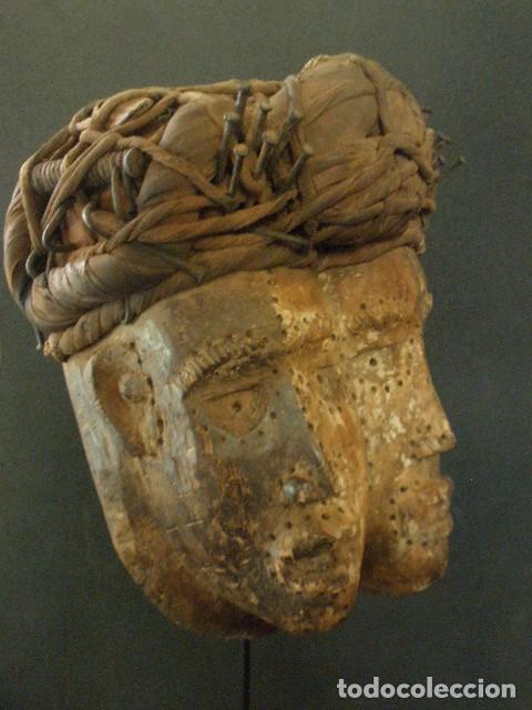 Arte: Antigua m&aacute;scara Bakongo, Congo. - Foto 2