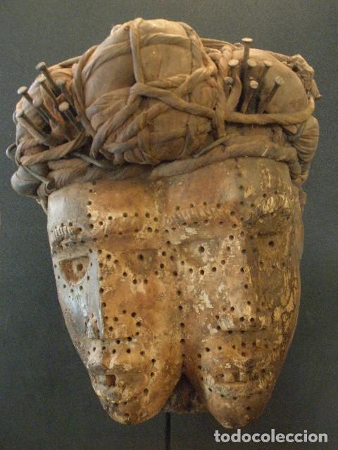 Arte: Antigua m&aacute;scara Bakongo, Congo. - Foto 8