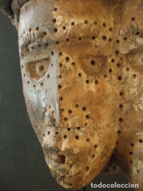 Arte: Antigua m&aacute;scara Bakongo, Congo. - Foto 9