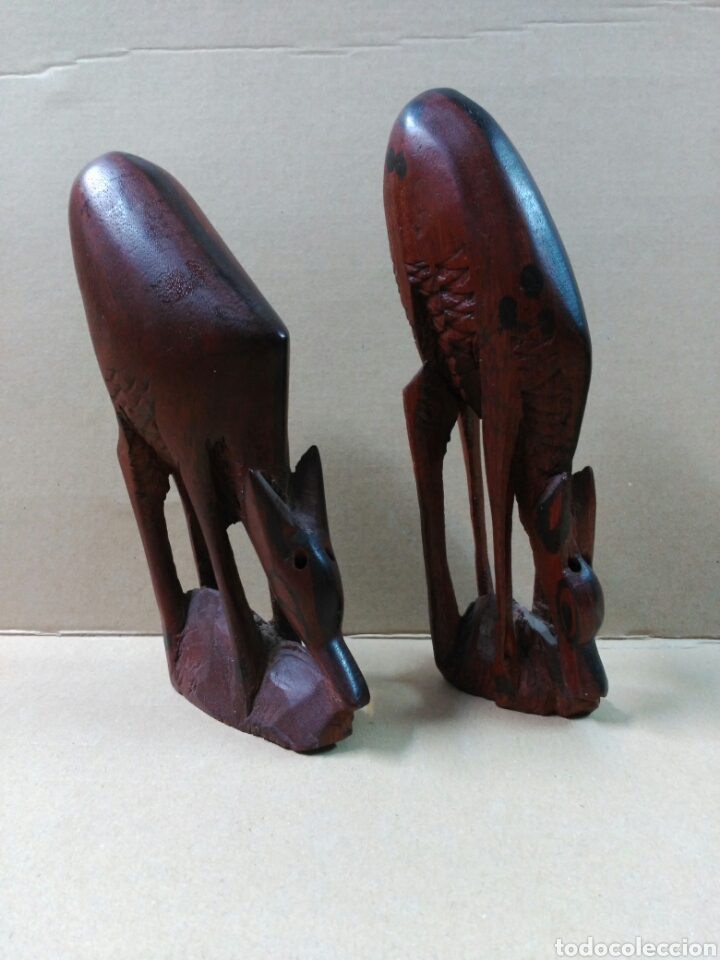 Arte: Pareja de figuras de cervatillos en madera - Foto 7