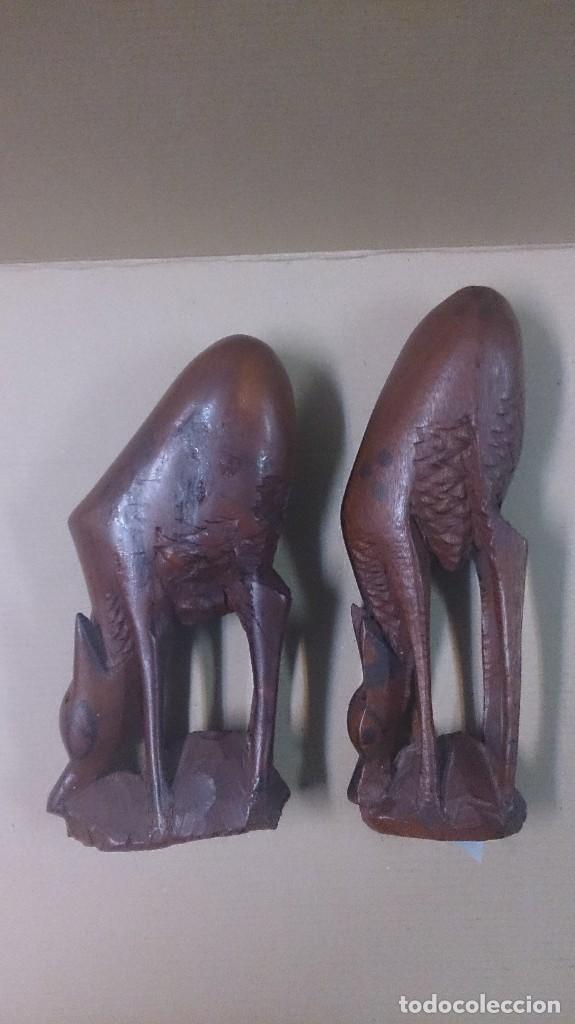 Arte: Pareja de figuras de cervatillos en madera - Foto 2