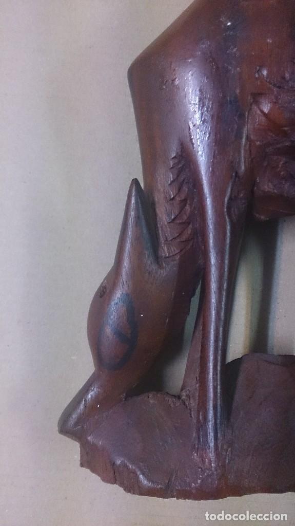 Arte: Pareja de figuras de cervatillos en madera - Foto 6