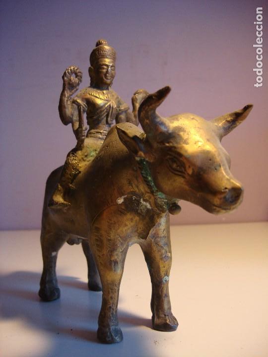 Arte: FIGURA DE BRONCE. BUDA SOBRE UN TORO - Foto 5