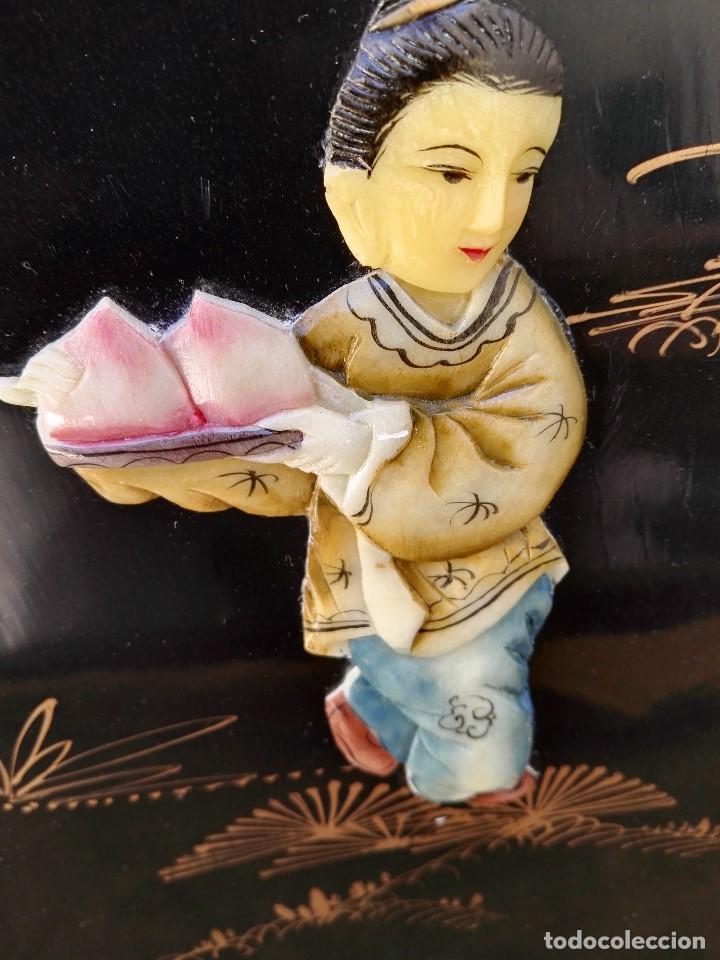 Arte: Cuadro con relieve de madera y otros materiales incrustados - Foto 3