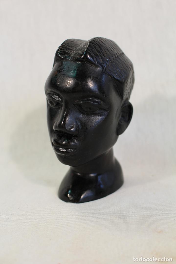 Arte: busto africano en madera tallada - Foto 1