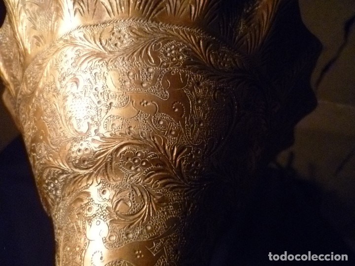 Arte: Jarr&oacute;n asi&aacute;tico de bronce tallado - Foto 26