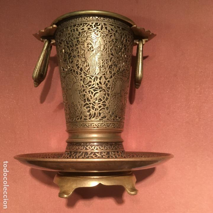 Arte: Vaso de bronce cincelado - Foto 3