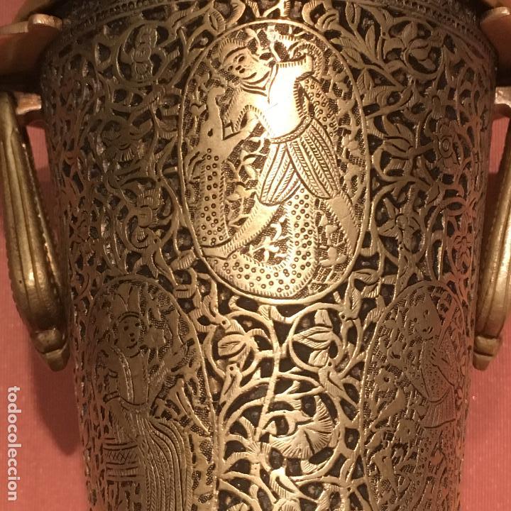 Arte: Vaso de bronce cincelado - Foto 10