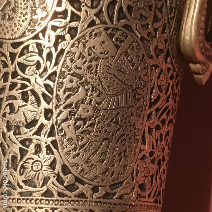 Arte: Vaso de bronce cincelado - Foto 13