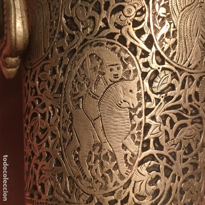 Arte: Vaso de bronce cincelado - Foto 14