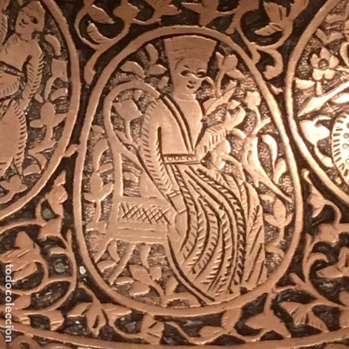 Arte: Vaso de bronce cincelado - Foto 31