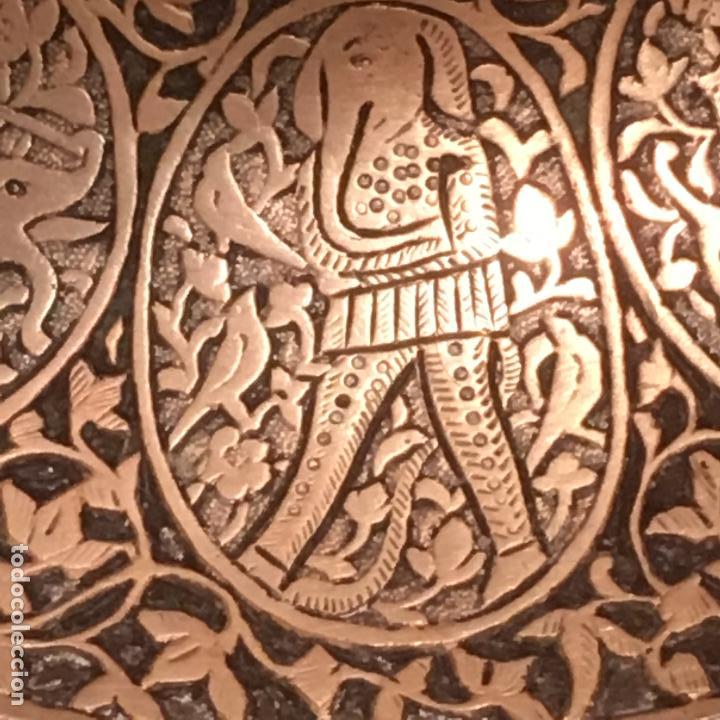 Arte: Vaso de bronce cincelado - Foto 33