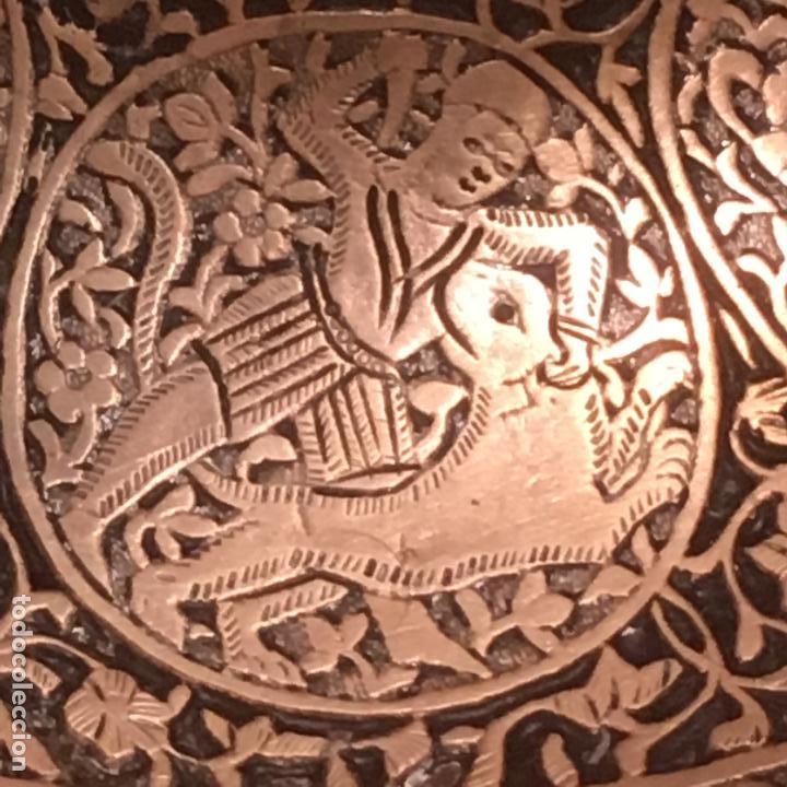 Arte: Vaso de bronce cincelado - Foto 36