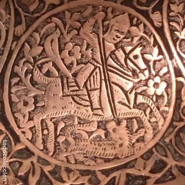 Arte: Vaso de bronce cincelado - Foto 38