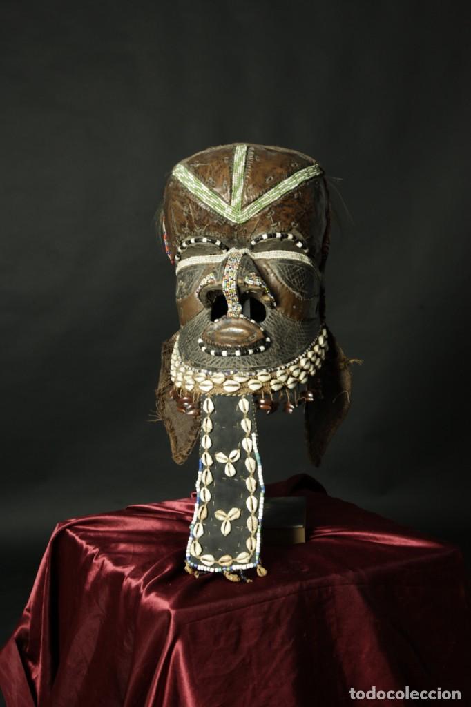 Arte: M&aacute;scara Real Kuba de la Rep Dem del Congo - Foto 1