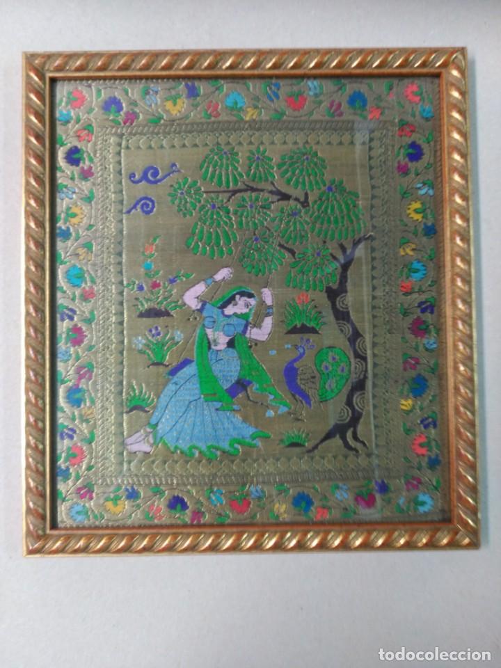 Arte: CUADRO TEXTIL EN MARCO DE MADERA, ORIGEN INDIO - Foto 1