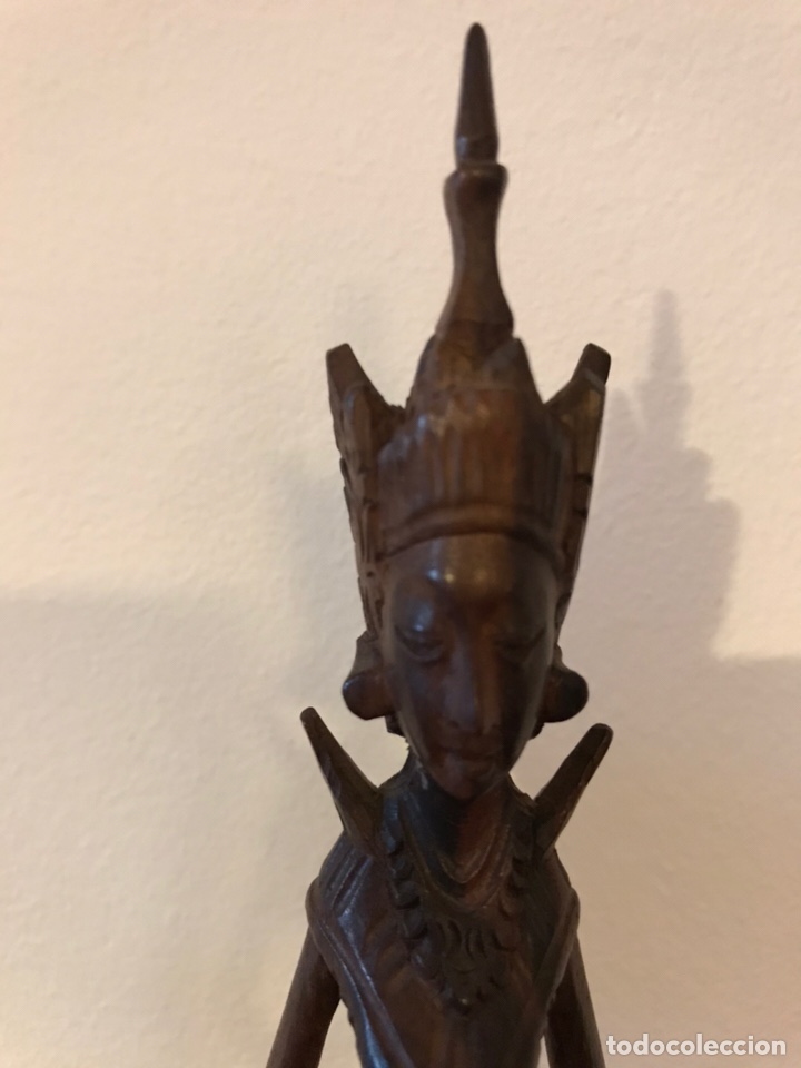 Arte: PAREJA FIGURAS MADERA TALLADA (VITRINA) - Foto 3
