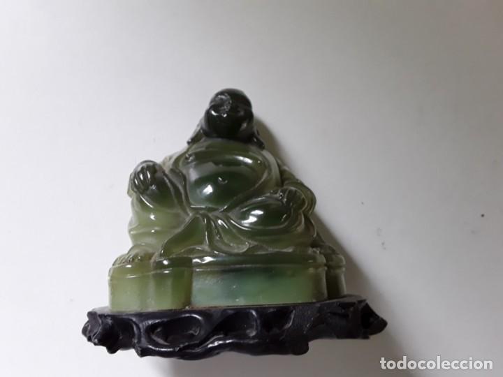 Arte: Buda simil jade sobre peana - Foto 1