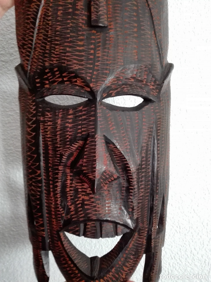 Arte: M&Aacute;SCARA AFRICANA - Foto 1
