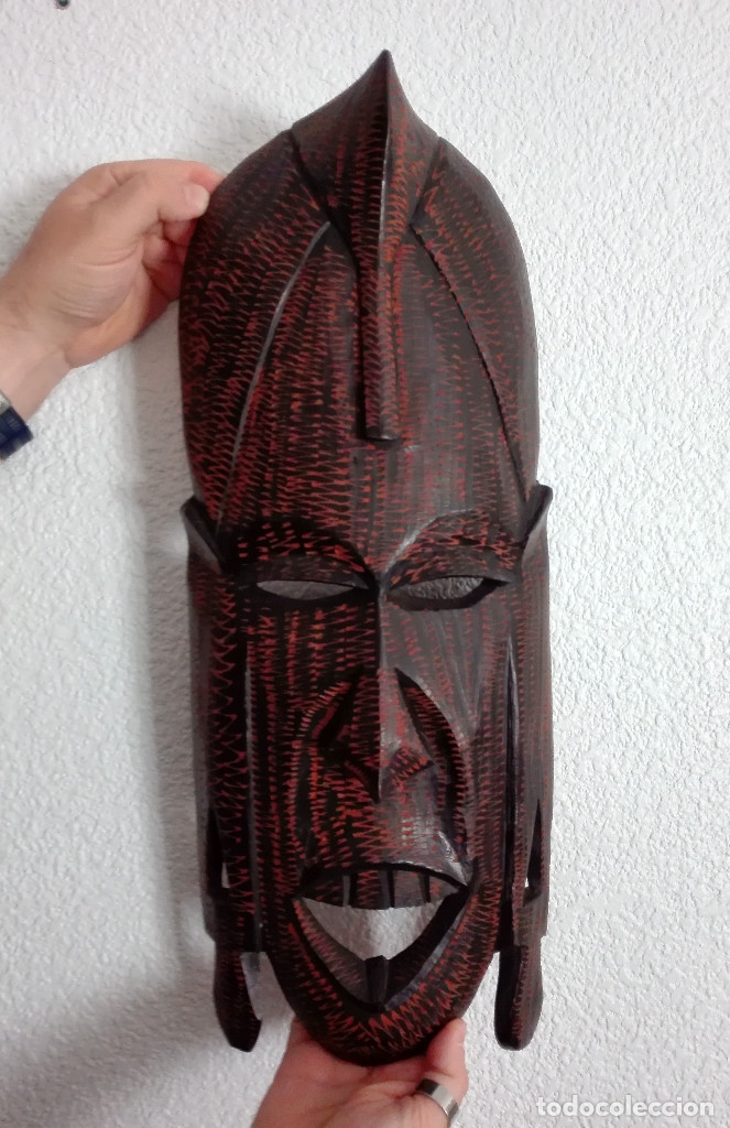 Arte: M&Aacute;SCARA AFRICANA - Foto 2