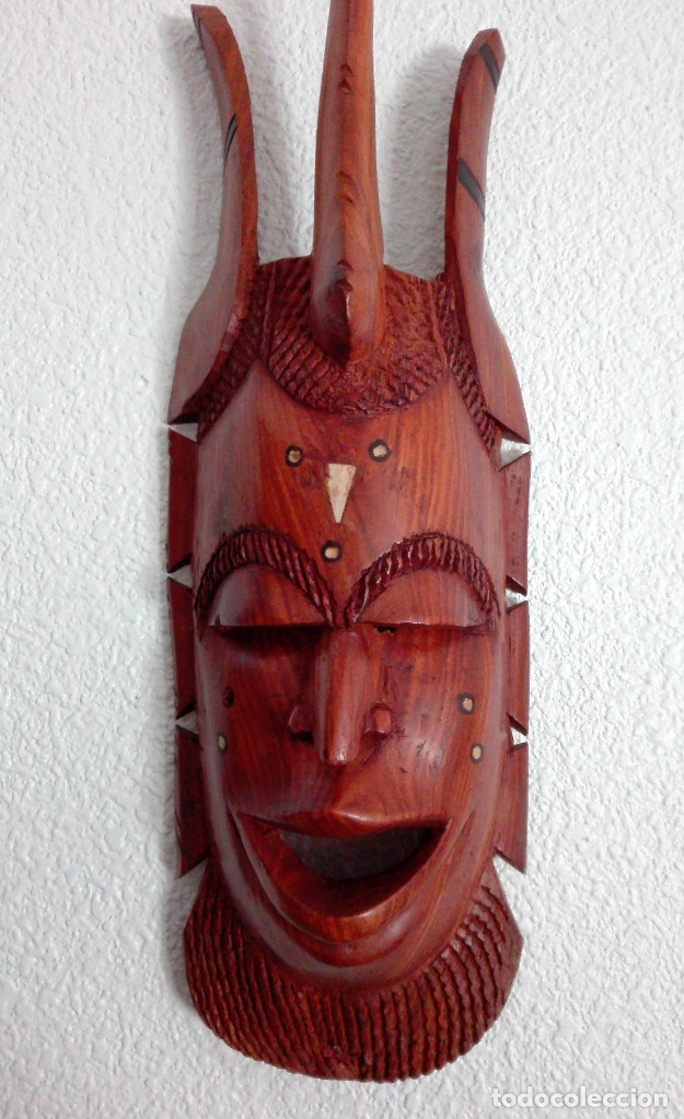 Arte: M&Aacute;SCARA AFRICANA DE 3 CUERNOS - Foto 1
