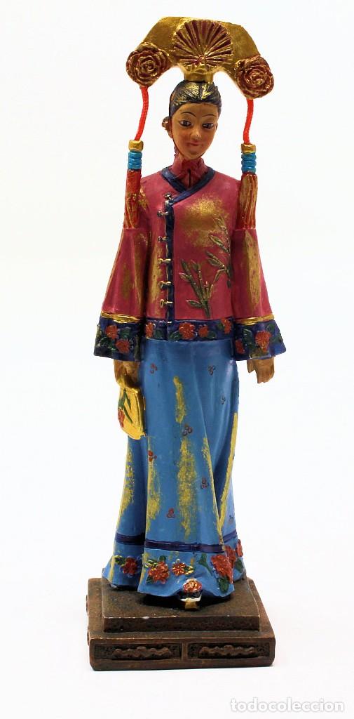 Arte: Figura Imperial China - 12,5 cm de altura.