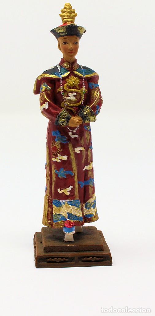 Arte: Figura Imperial China - 12,5 cm de altura.