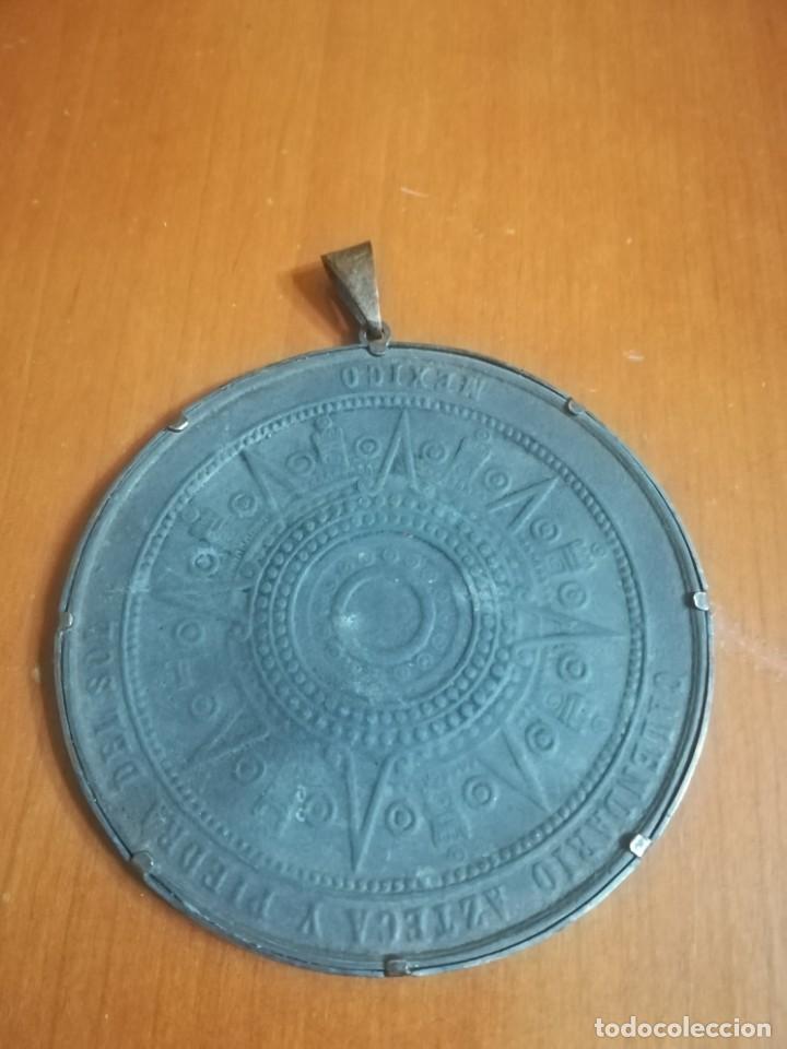 Arte: Medall&oacute;n con calendario azteca - Foto 2