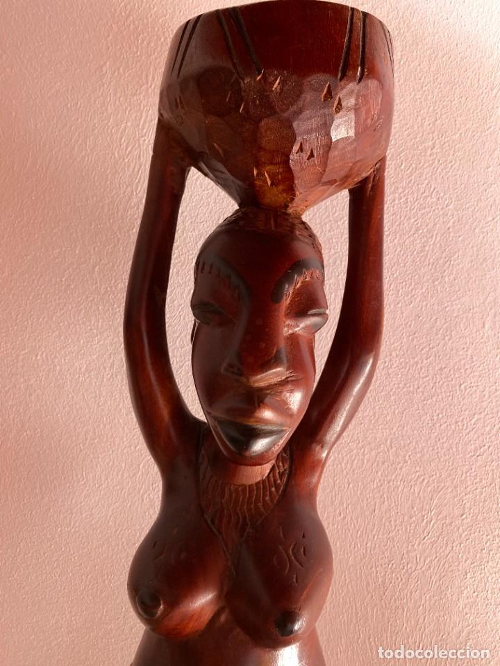 Arte: Figura africana de madera - Foto 3