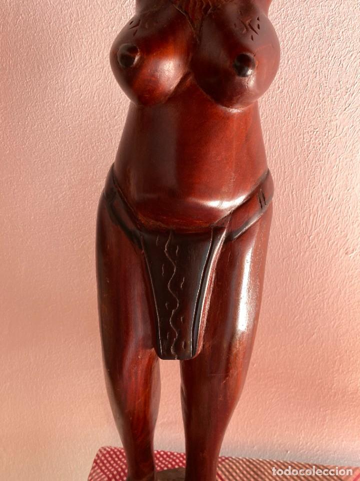 Arte: Figura africana de madera - Foto 5