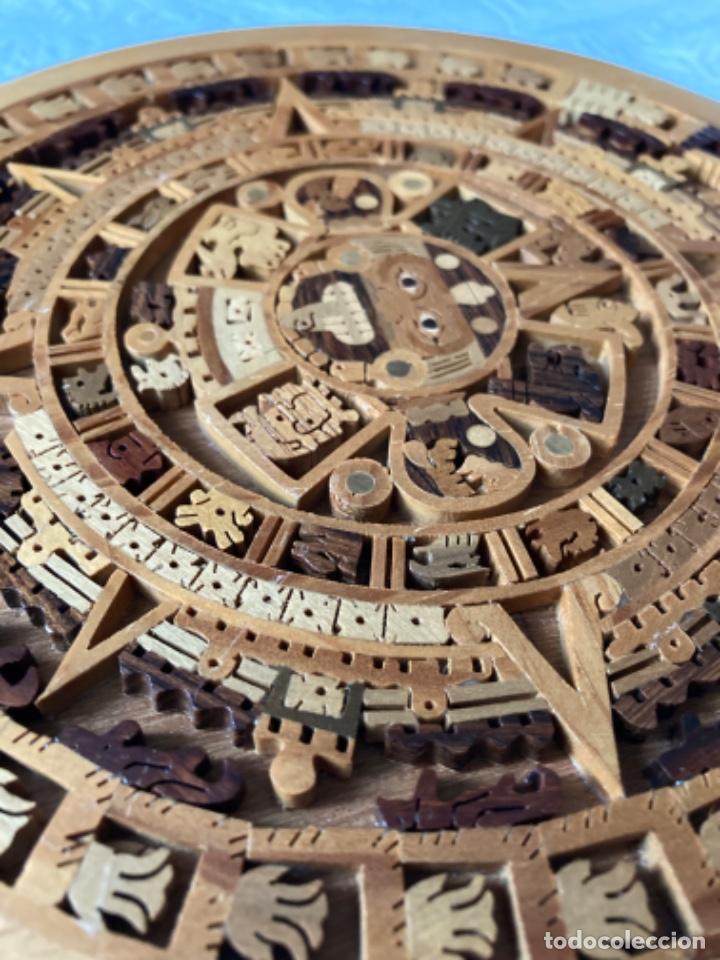 Arte: Calendario azteca en maderas tropicales - Foto 2