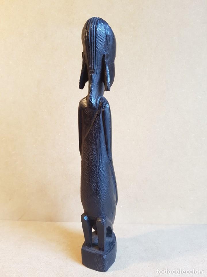 Arte: Masai de Tanzania, &eacute;bano. - Foto 4