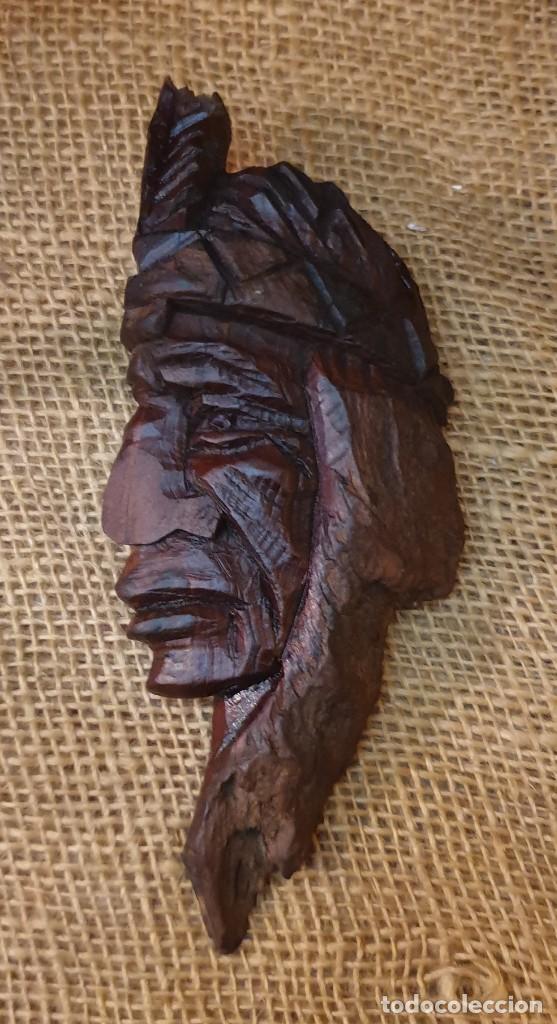 Arte: Talla de madera de una cara india. - Foto 1