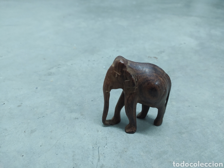 Arte: Elefante de madera tallado a mano - Foto 1