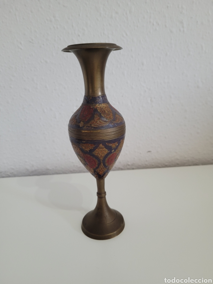 Arte: Jarra portavelas en bronce - Foto 1