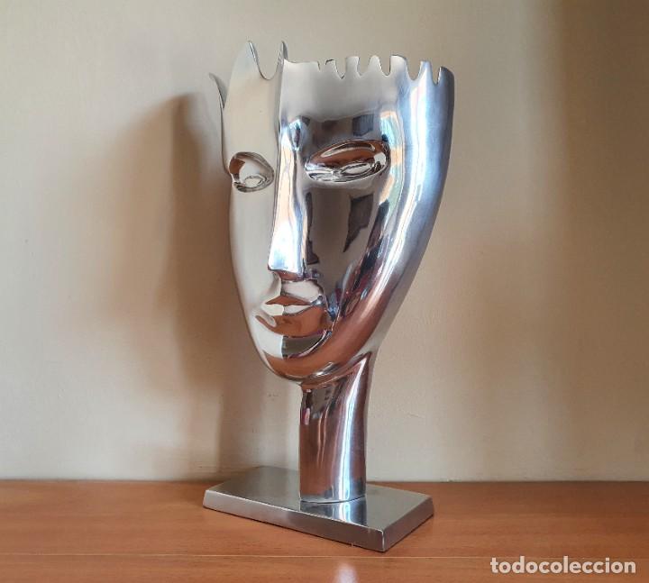 Arte: Espectacular máscara de diseño sofisticado tipo Dalí en metal plateado . - Foto 5 - 264536824