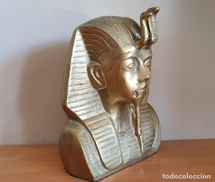 Arte: Gran busto antiguo del Faraón Tutankamón en bronce . - Foto 5 - 267873019