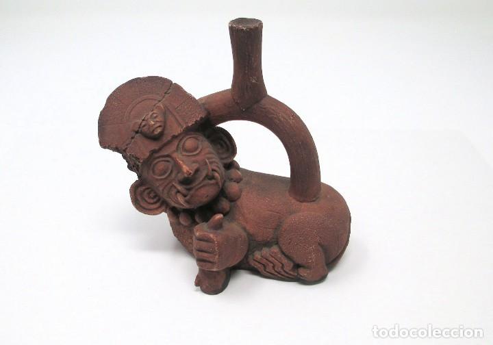 Art: Figura Moch&eacute; - Cultura Mochica de Per&uacute; - Reproduci&oacute;n en Resina de calidad
